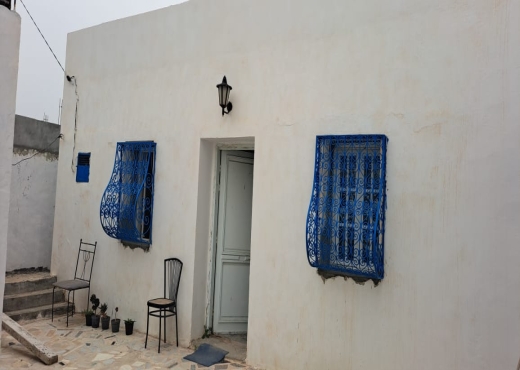 une maison  arabe à retaper   à sidi hammed