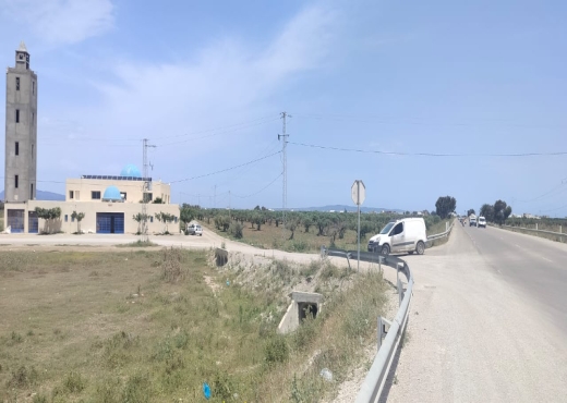 A vendre beau terrain de 216m