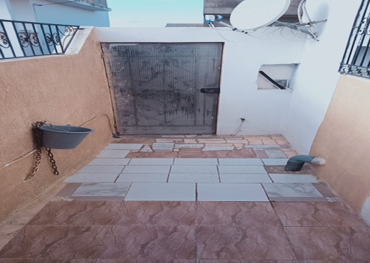 A vendre maisonnette Propre